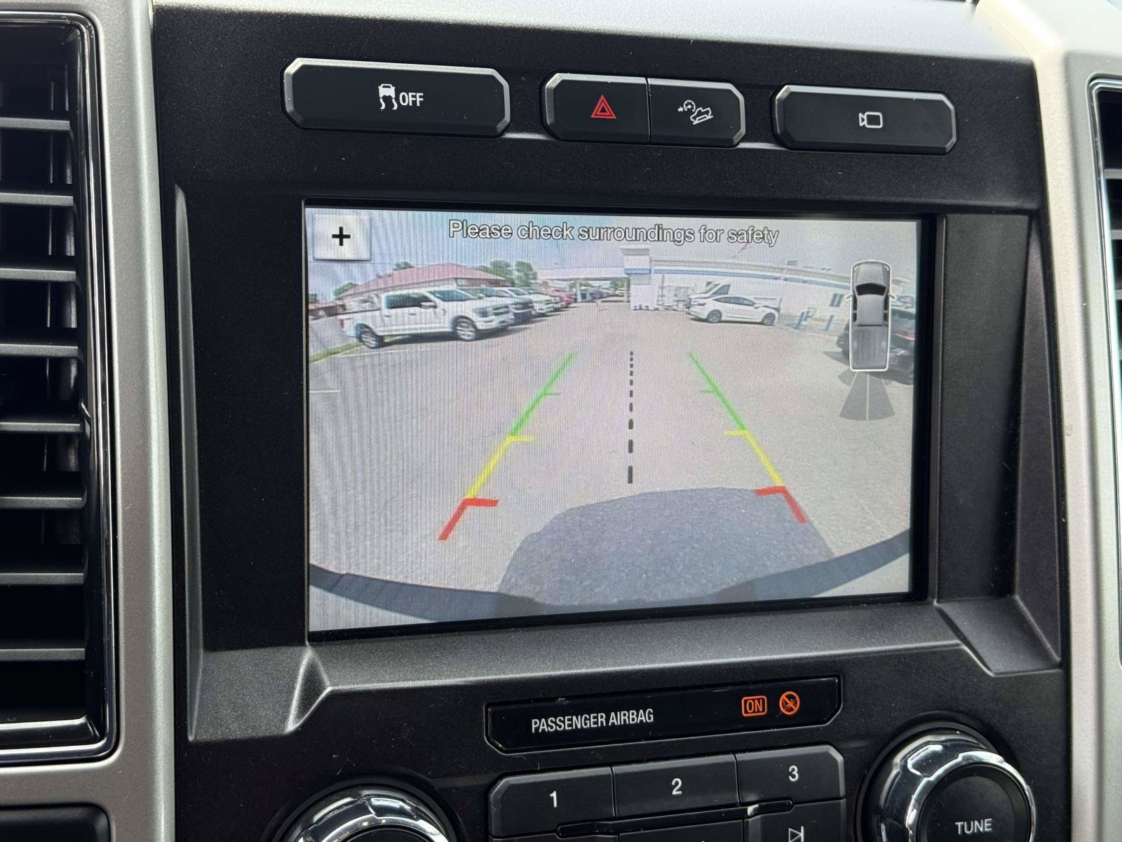 Certified 2019 Ford F250 Lariat w/ FX4 Off-Road Package AWD/4WD image 25