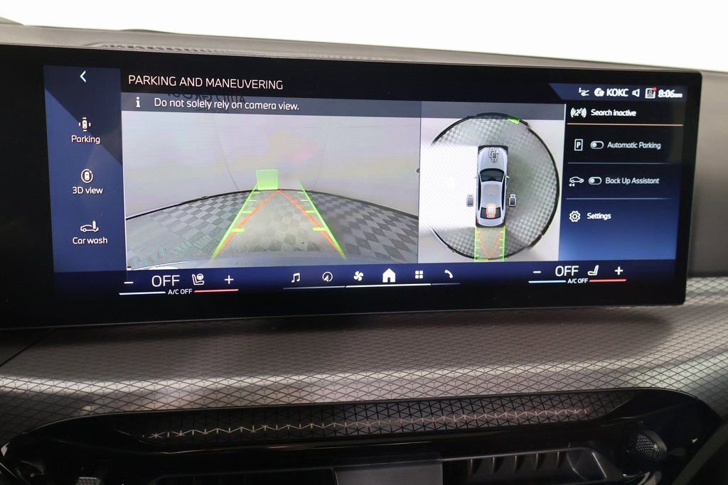 New 2026 BMW 330i xDrive Sedan w/ M Sport Package image 6