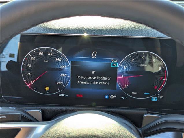 New 2025 Mercedes-Benz GLB 250 image 10