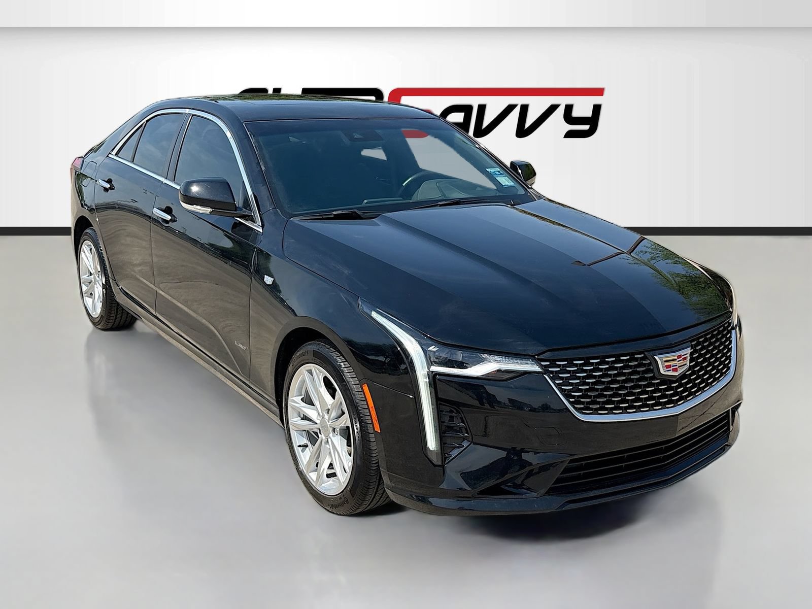 Used 2025 Cadillac CT4 Luxury RWD image 1