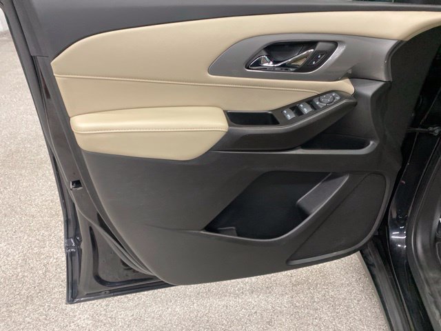 Used 2023 Chevrolet Traverse LS AWD/4WD image 28