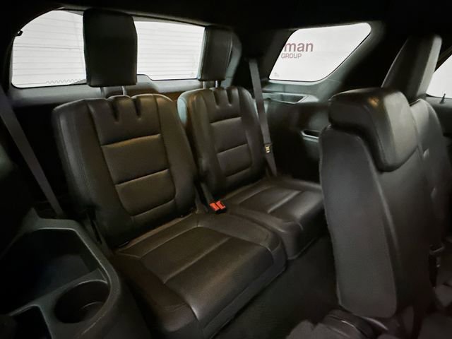 Used 2014 Ford Explorer XLT w/ Equipment Group 202A image 25