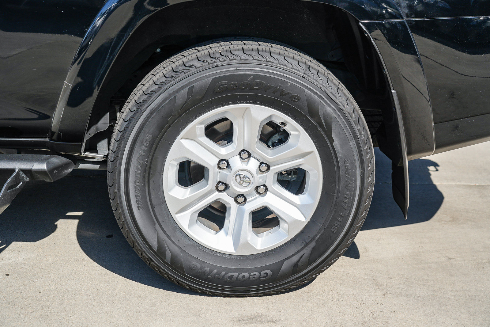 Certified 2023 Toyota 4Runner SR5 Premium w/ Moonroof Package AWD/4WD image 10