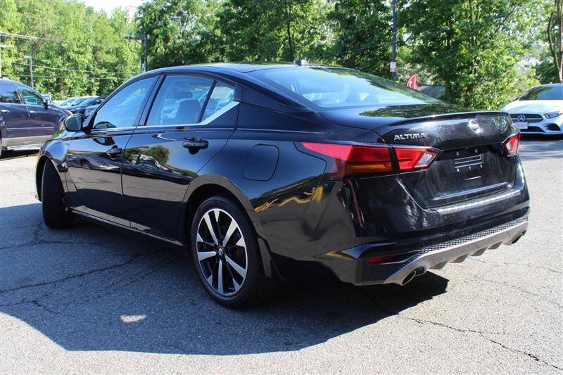 Used 2019 Nissan Altima 2.5 SR FWD image 3