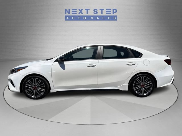 Used 2022 Kia Forte GT FWD image 4