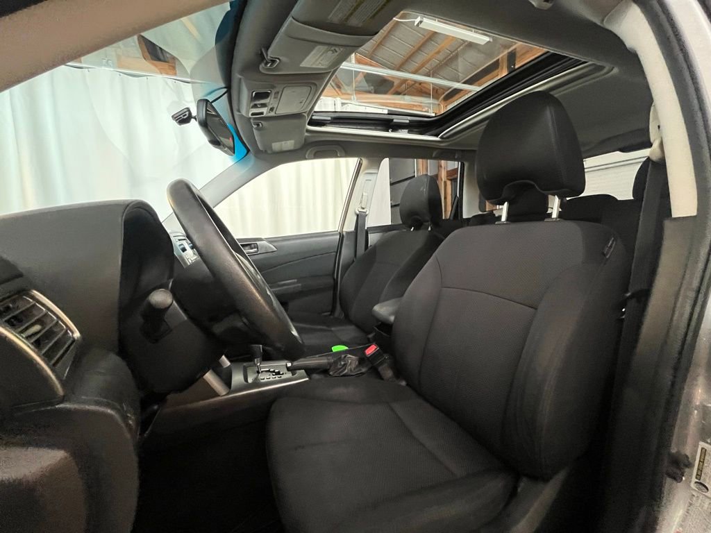 Used 2012 Subaru Forester 2.5X Premium w/ All-Weather Pkg image 10