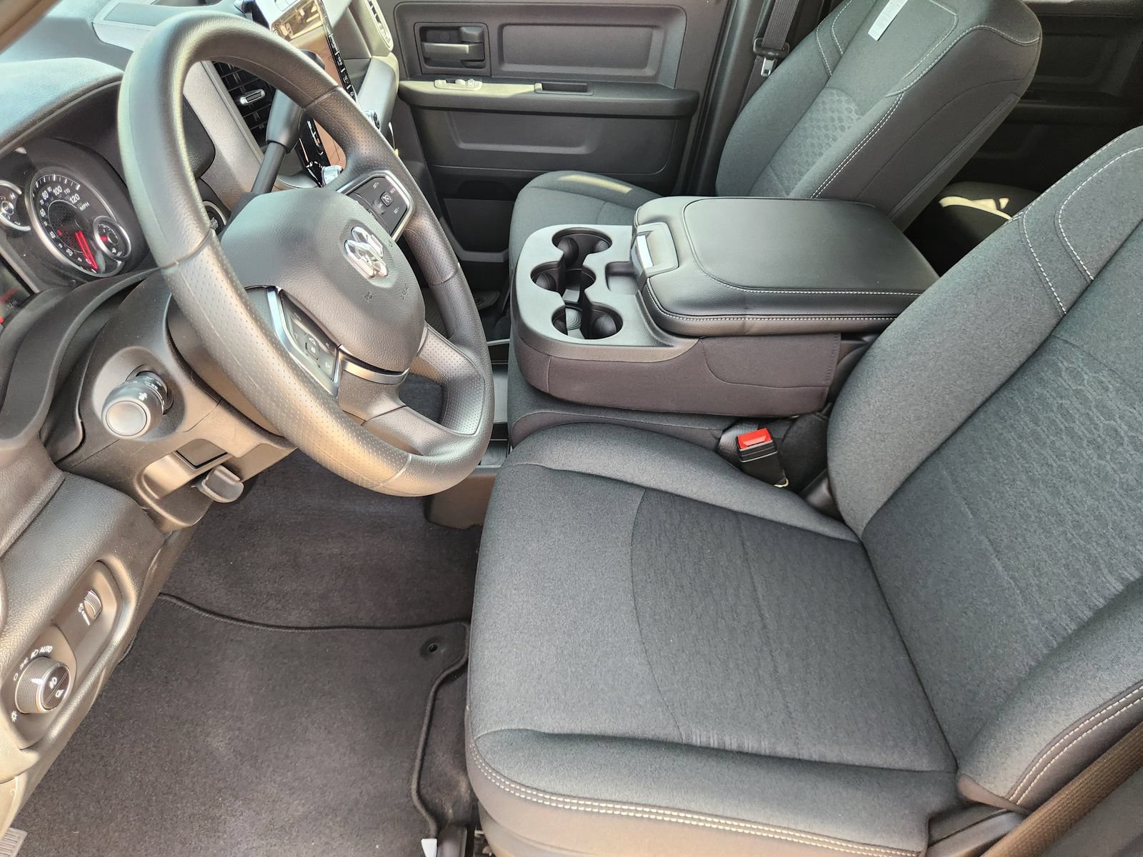 New 2026 RAM 3500 Tradesman AWD/4WD image 12