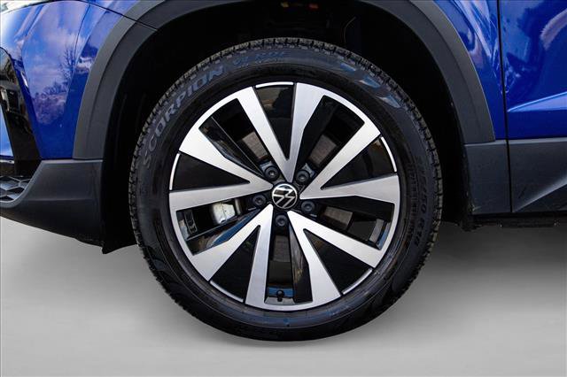 Used 2022 Volkswagen Taos SE image 9