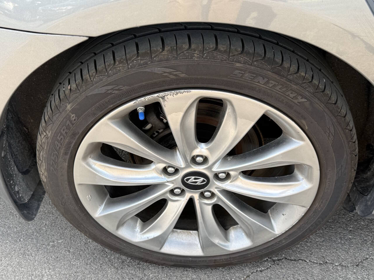 Used 2012 Hyundai Sonata SE FWD image 23