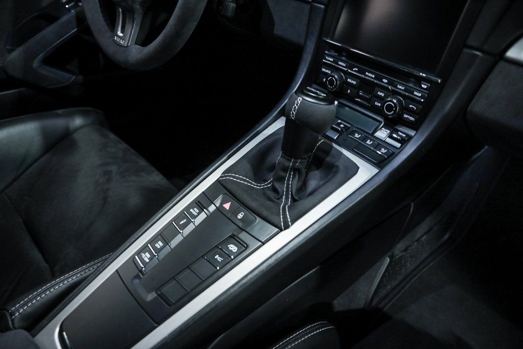 Used 2015 Porsche 911 GT3 image 24