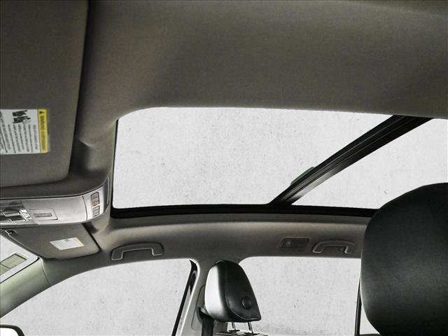 Used 2019 Volkswagen Atlas SEL Premium AWD/4WD image 16