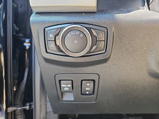 Used 2016 Ford F150 Lariat image 24