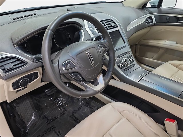 Used 2020 Lincoln MKZ AWD w/ Convenience Package image 16