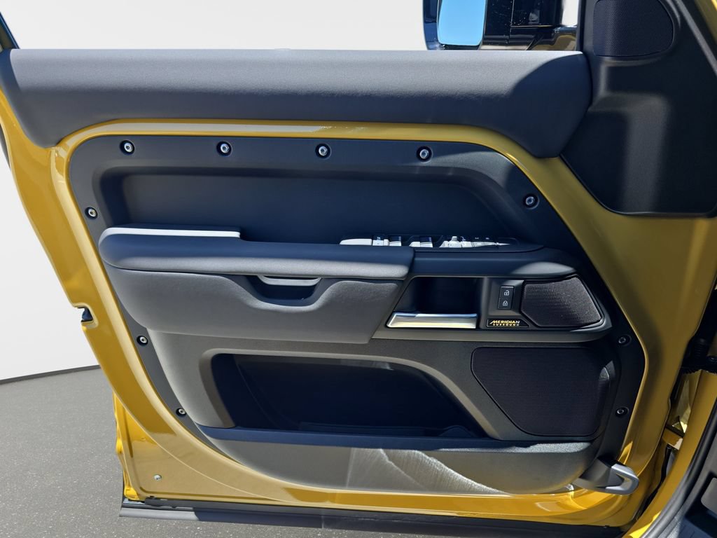 New 2026 Land Rover Defender 110 Trophy Edition AWD/4WD image 27