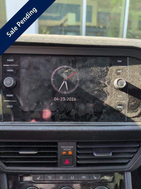 Certified 2022 Volkswagen Jetta SEL FWD image 17
