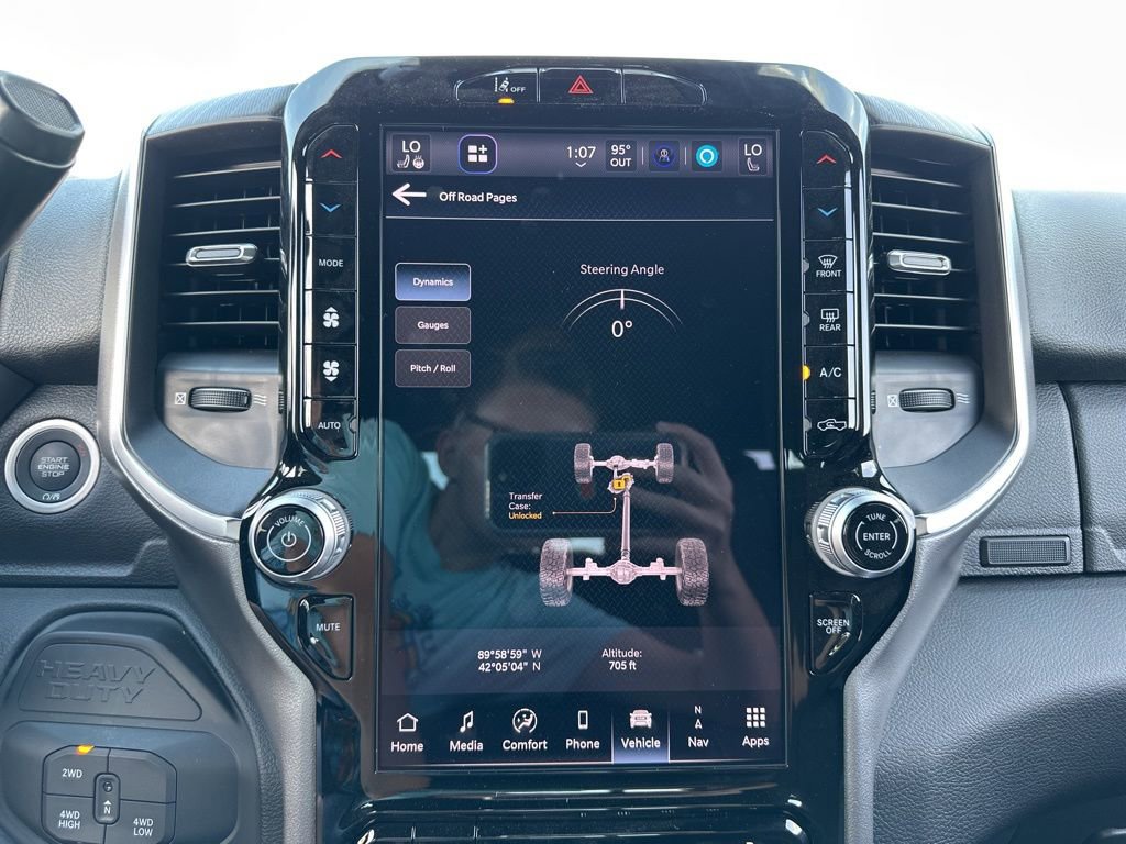 Used 2025 RAM 2500 Big Horn image 38