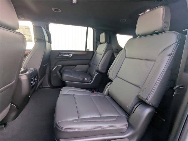 New 2026 GMC Yukon XL Denali image 17