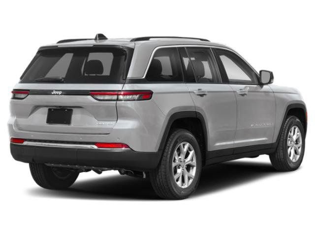 Used 2022 Jeep Grand Cherokee Limited AWD/4WD image 34