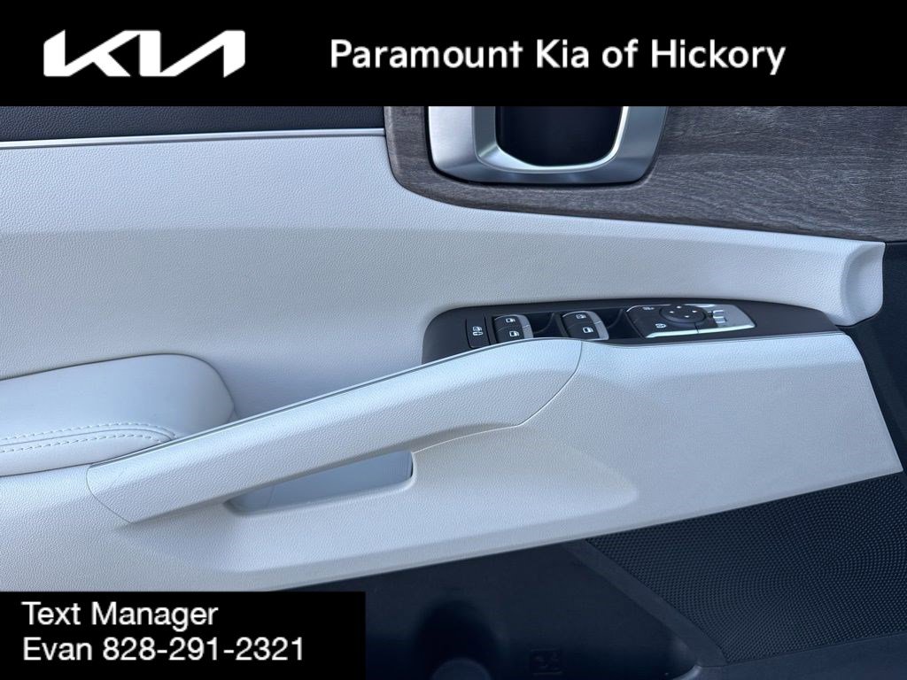 Used 2023 Kia Sorento S w/ Panoramic Sunroof Package image 20