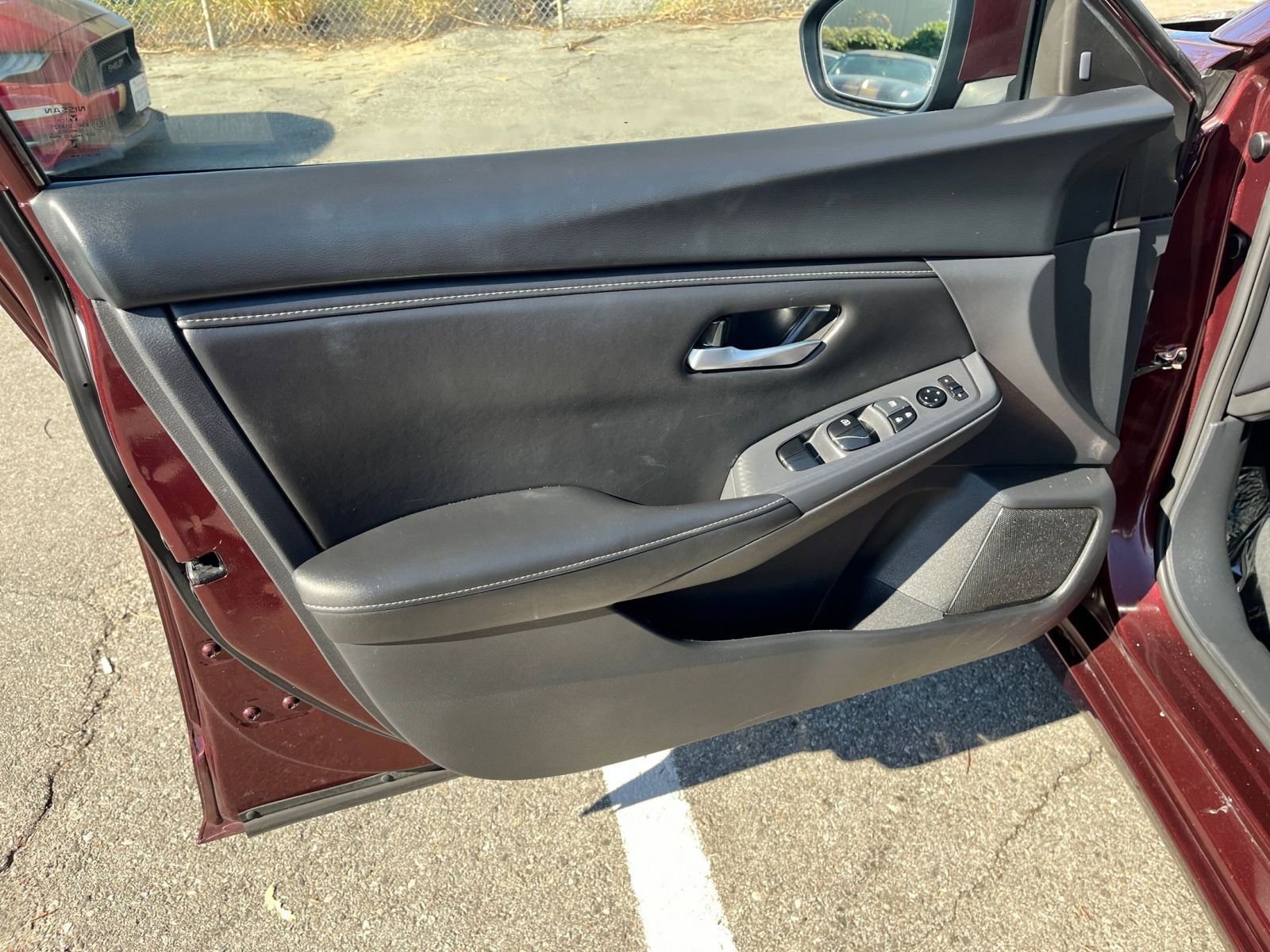 Used 2025 Nissan Sentra SV FWD image 18