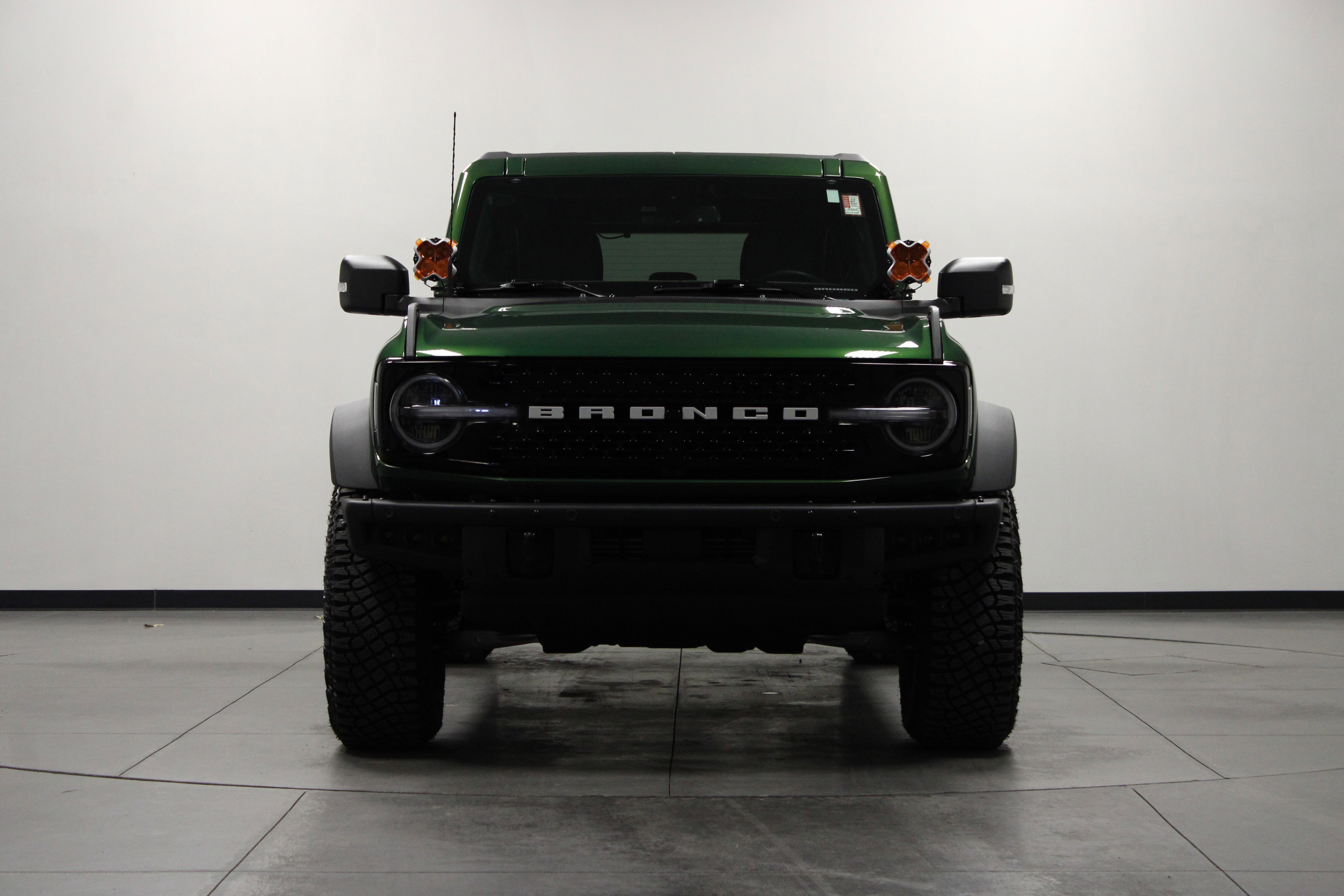 Used 2024 Ford Bronco Wildtrak image 9
