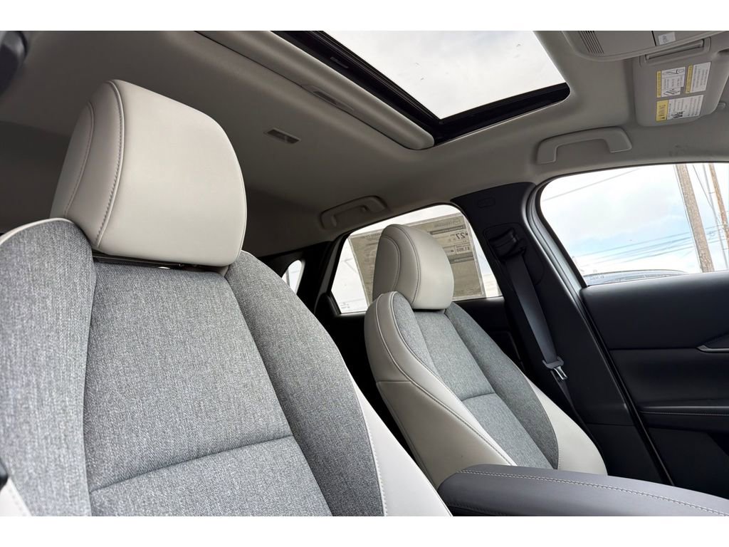 New 2026 MAZDA CX-30 Aire Edition AWD/4WD image 17