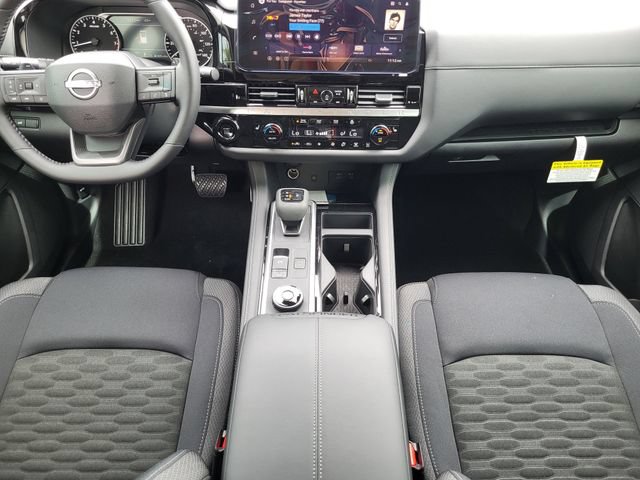 New 2026 Nissan Pathfinder SV w/ SV Premium Package AWD/4WD image 14