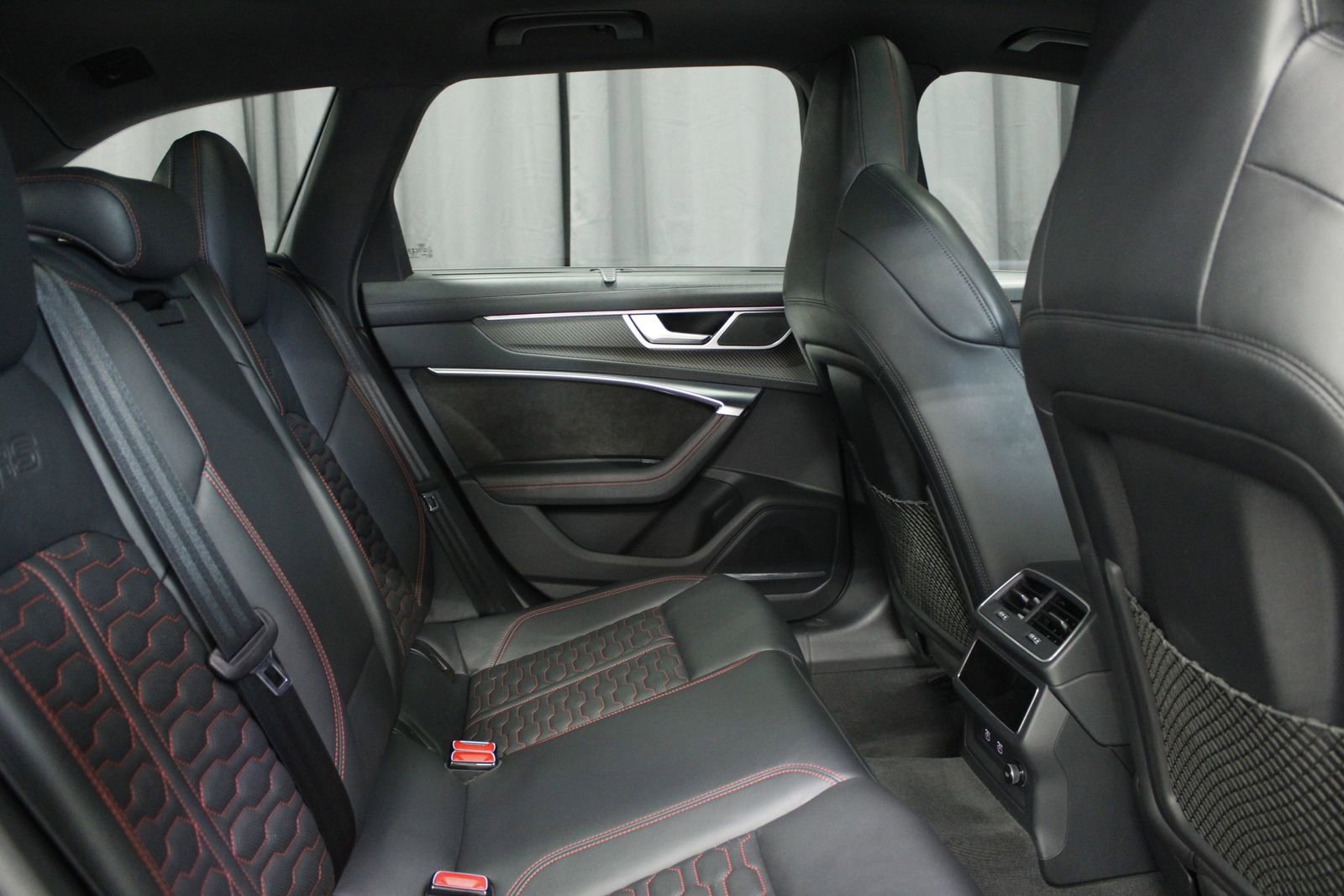 Used 2021 Audi RS 6 image 43