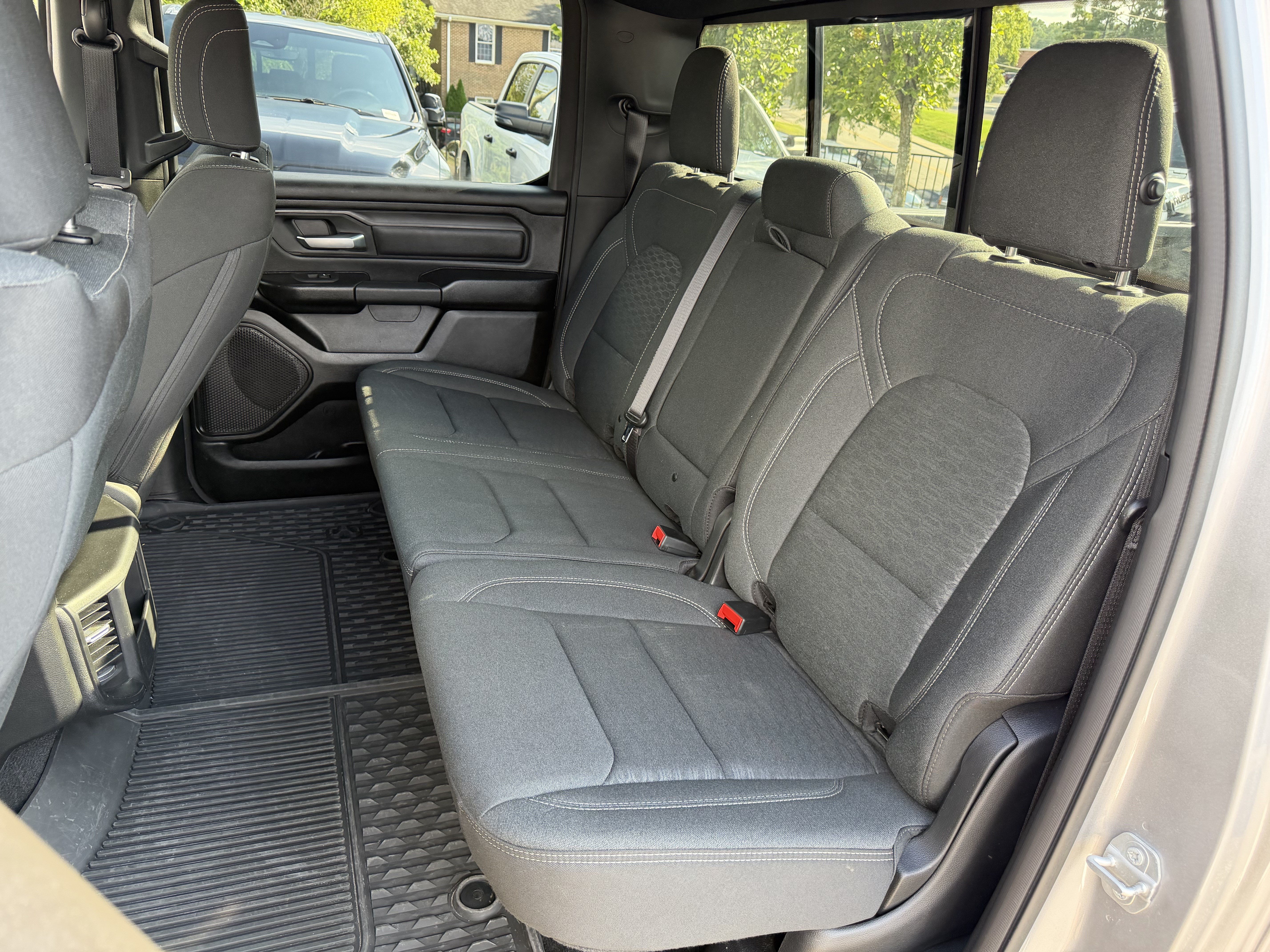Used 2025 RAM 1500 Warlock AWD/4WD image 31