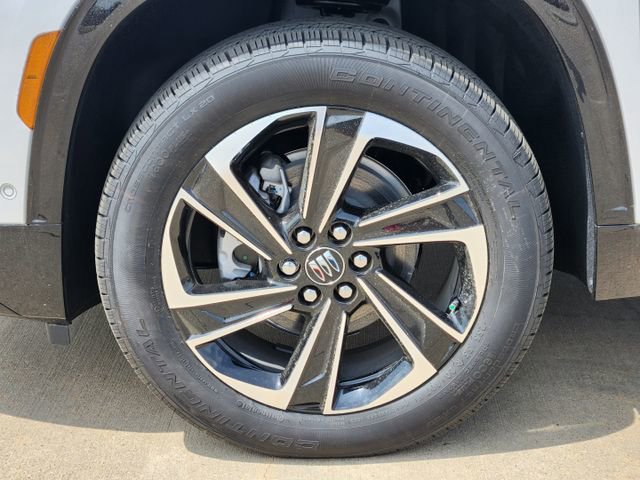 New 2025 Buick Enclave Sport Touring w/ Super Cruise Package image 17