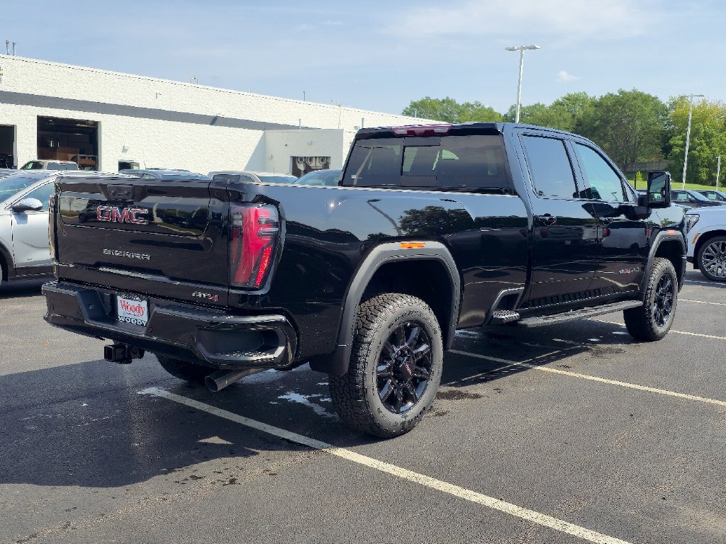 New 2026 GMC Sierra 2500 AT4 w/ AT4 Premium Plus Package AWD/4WD image 8