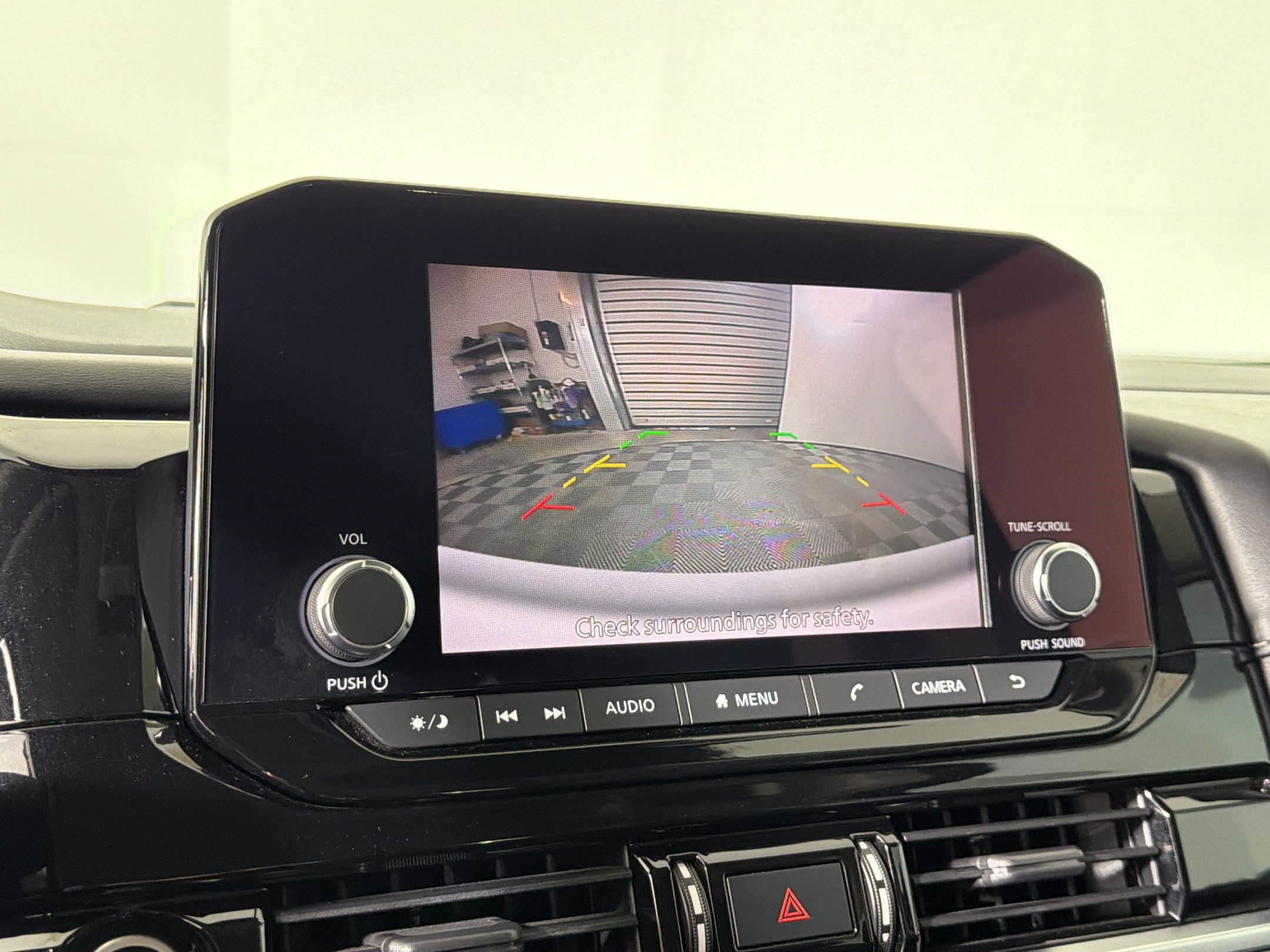 Used 2022 Nissan Pathfinder SV image 22