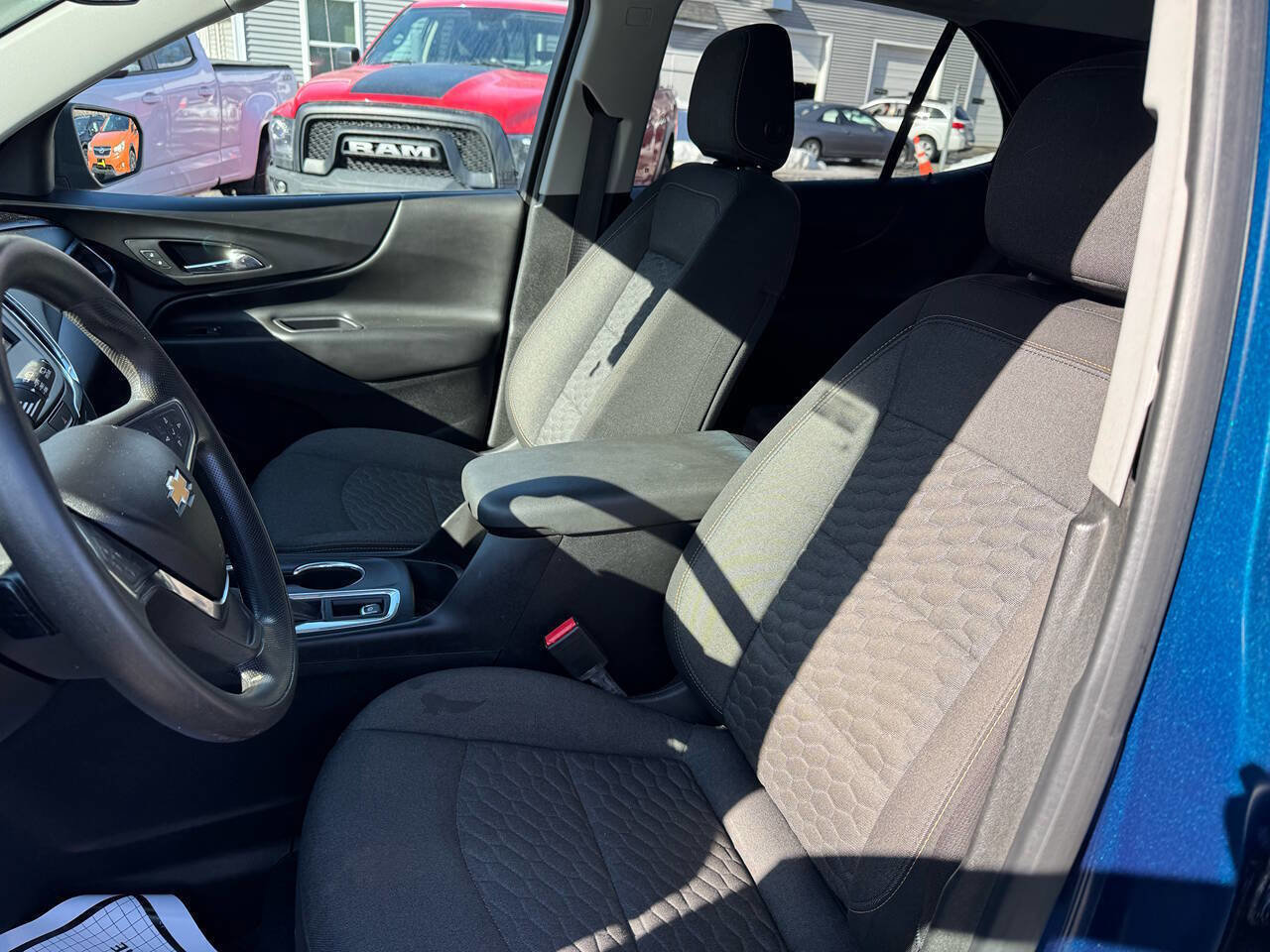 Used 2019 Chevrolet Equinox LT FWD image 21