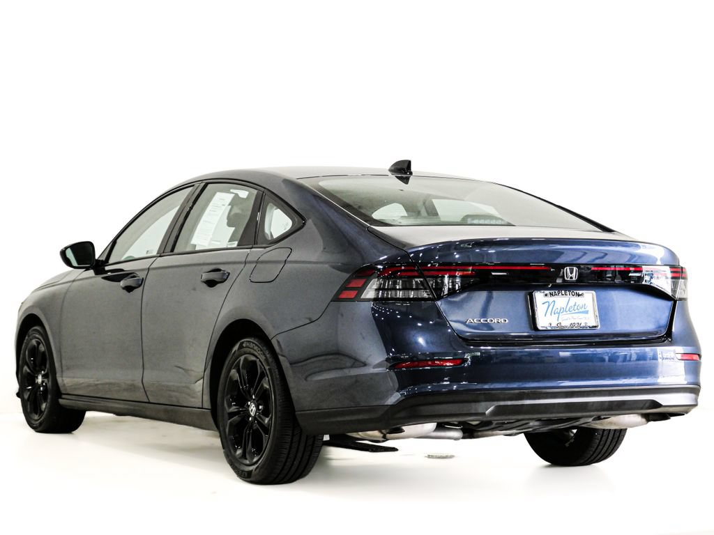 Used 2025 Honda Accord SE image 9