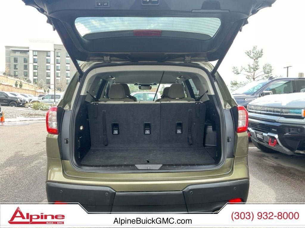 Used 2025 Subaru Ascent Premium image 19