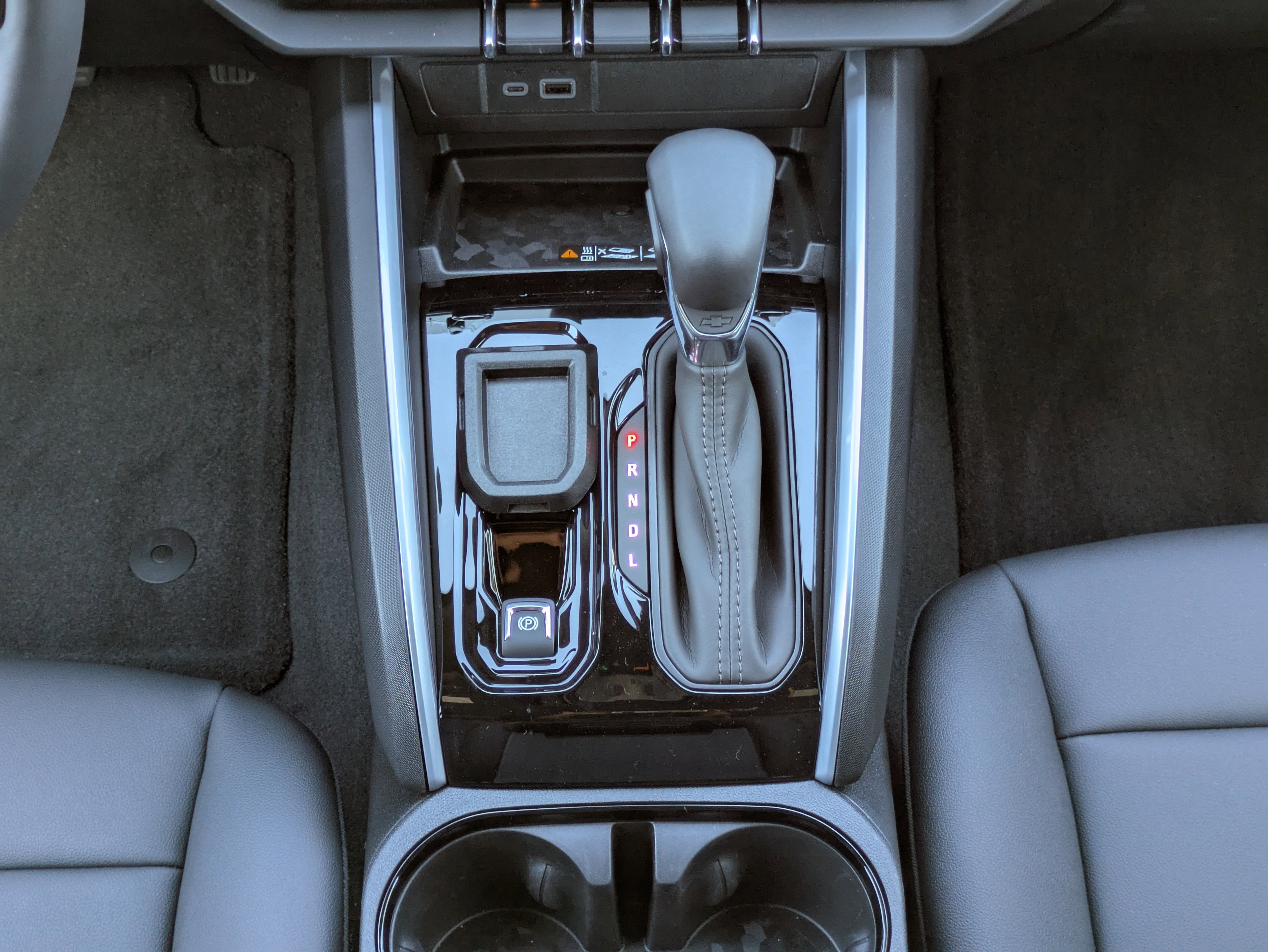 New 2025 Chevrolet Colorado W/T w/ WT Convenience Package II image 6