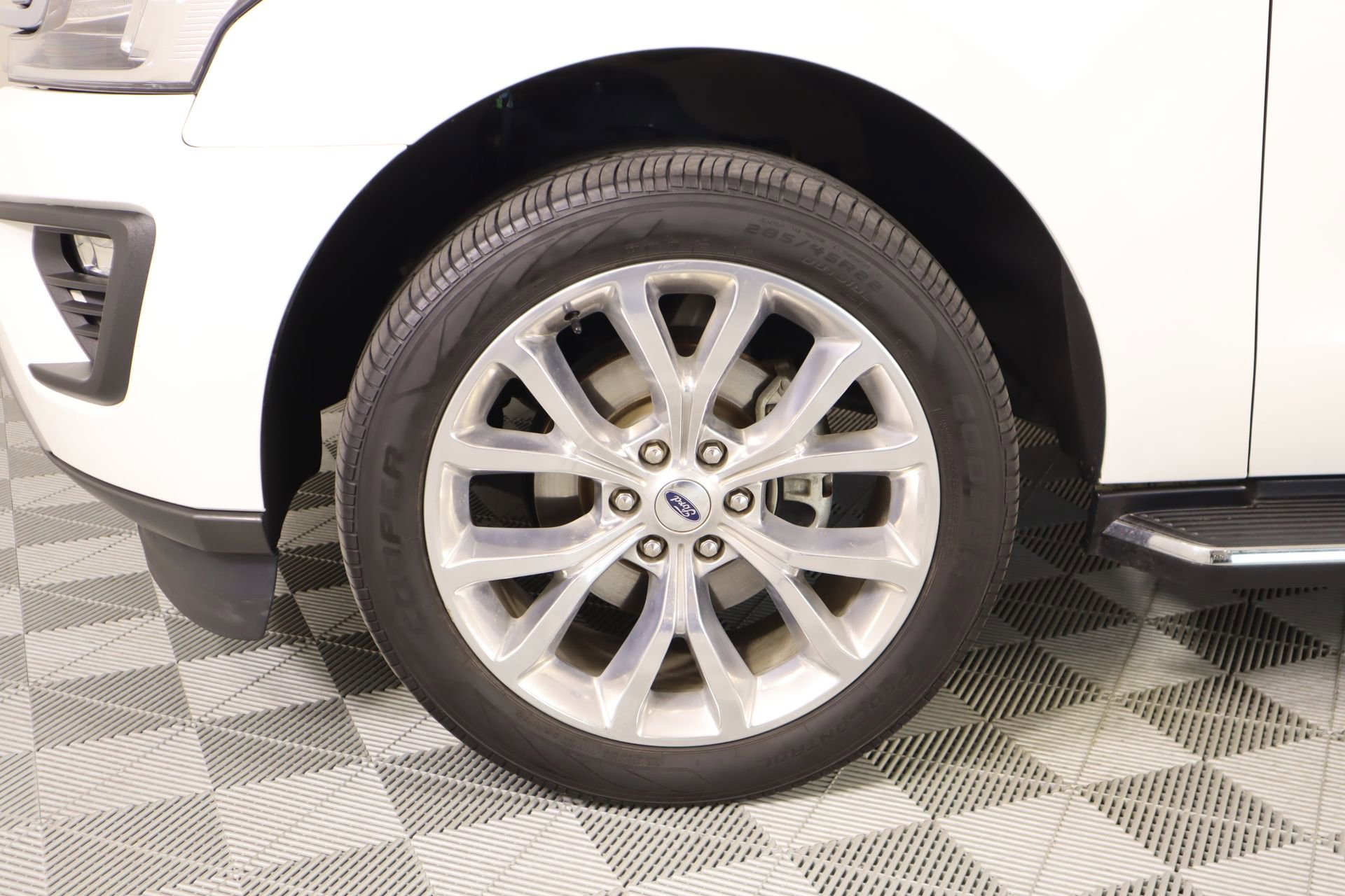 Used 2021 Ford Expedition Max XLT image 20