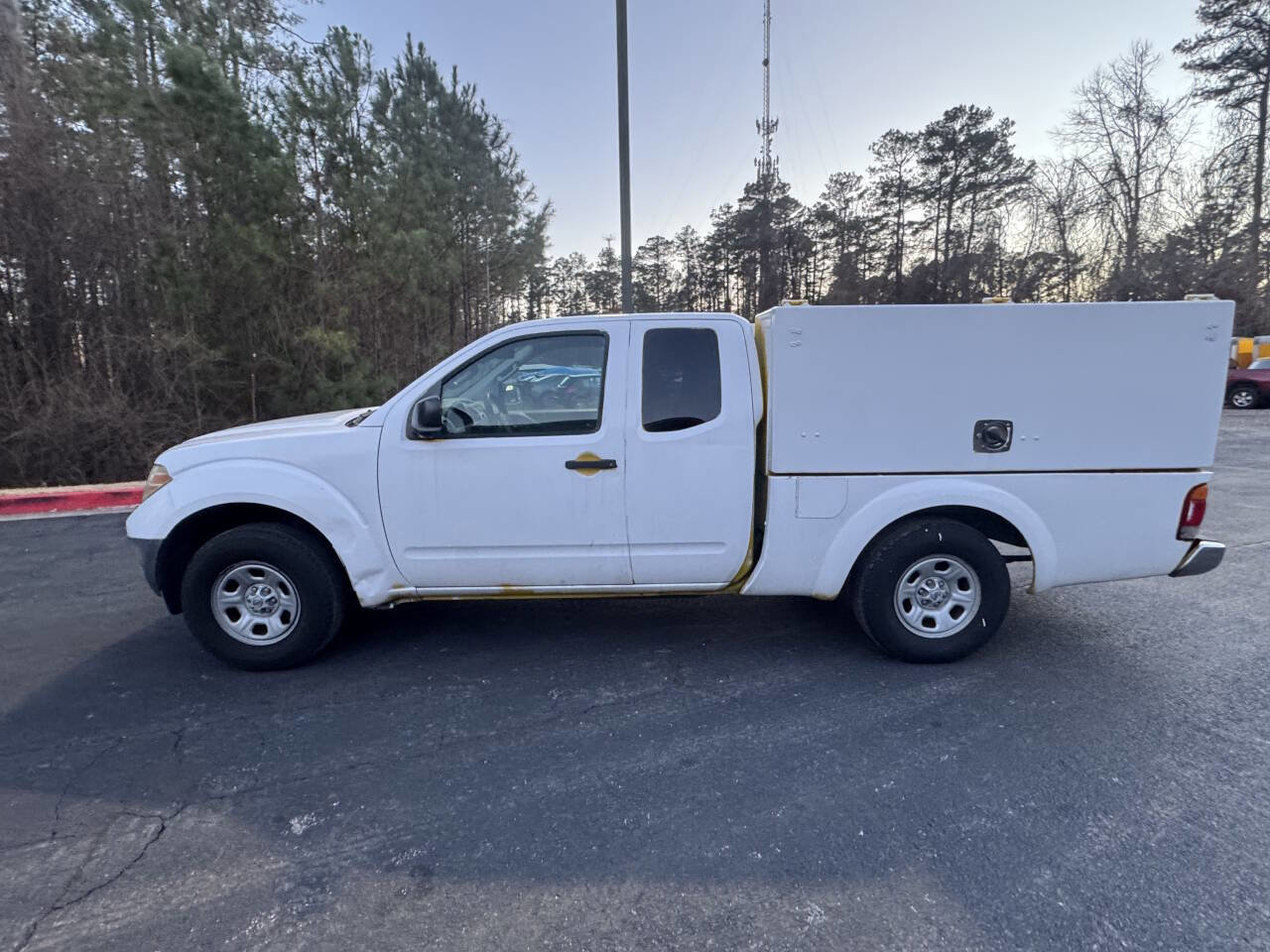 Used 2012 Nissan Frontier S w/ S Preferred Pkg RWD image 2