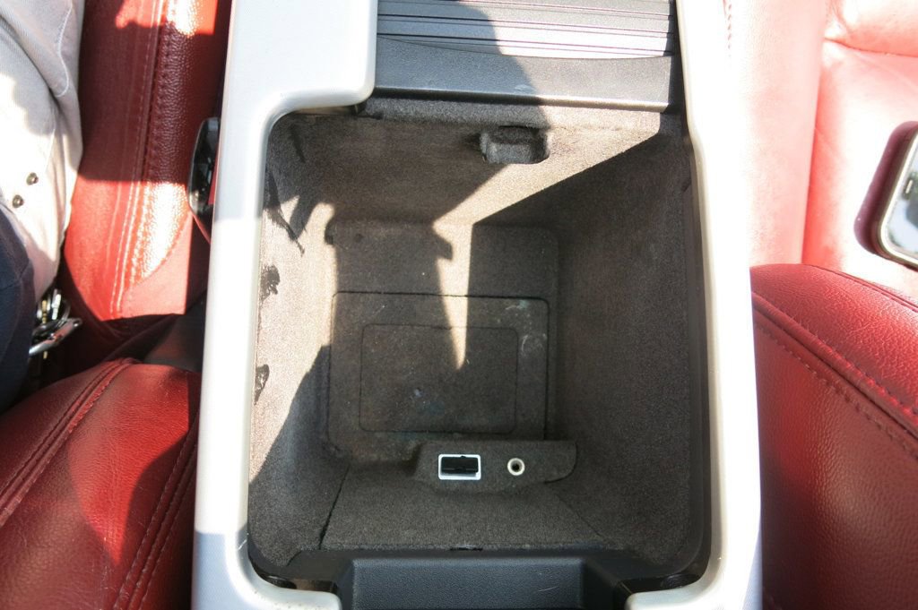 Used 2011 Volvo C70 T5 image 29