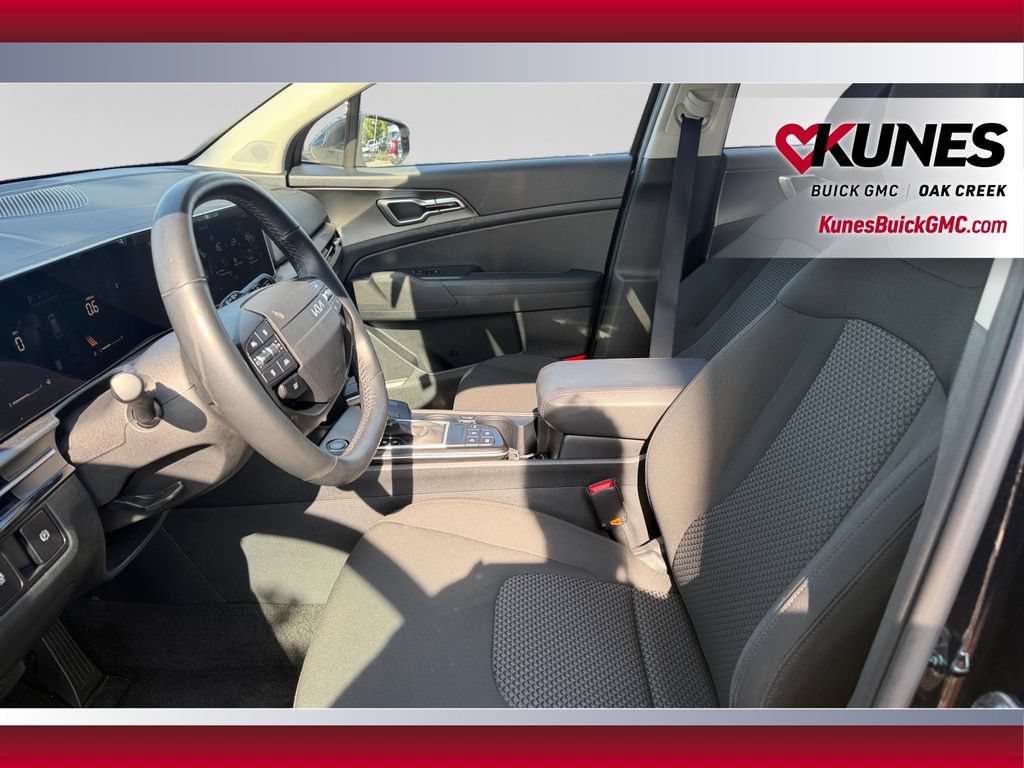 Used 2026 Kia Sportage LX FWD image 22