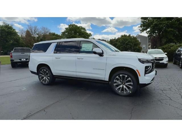 New 2026 Chevrolet Suburban High Country AWD/4WD image 2