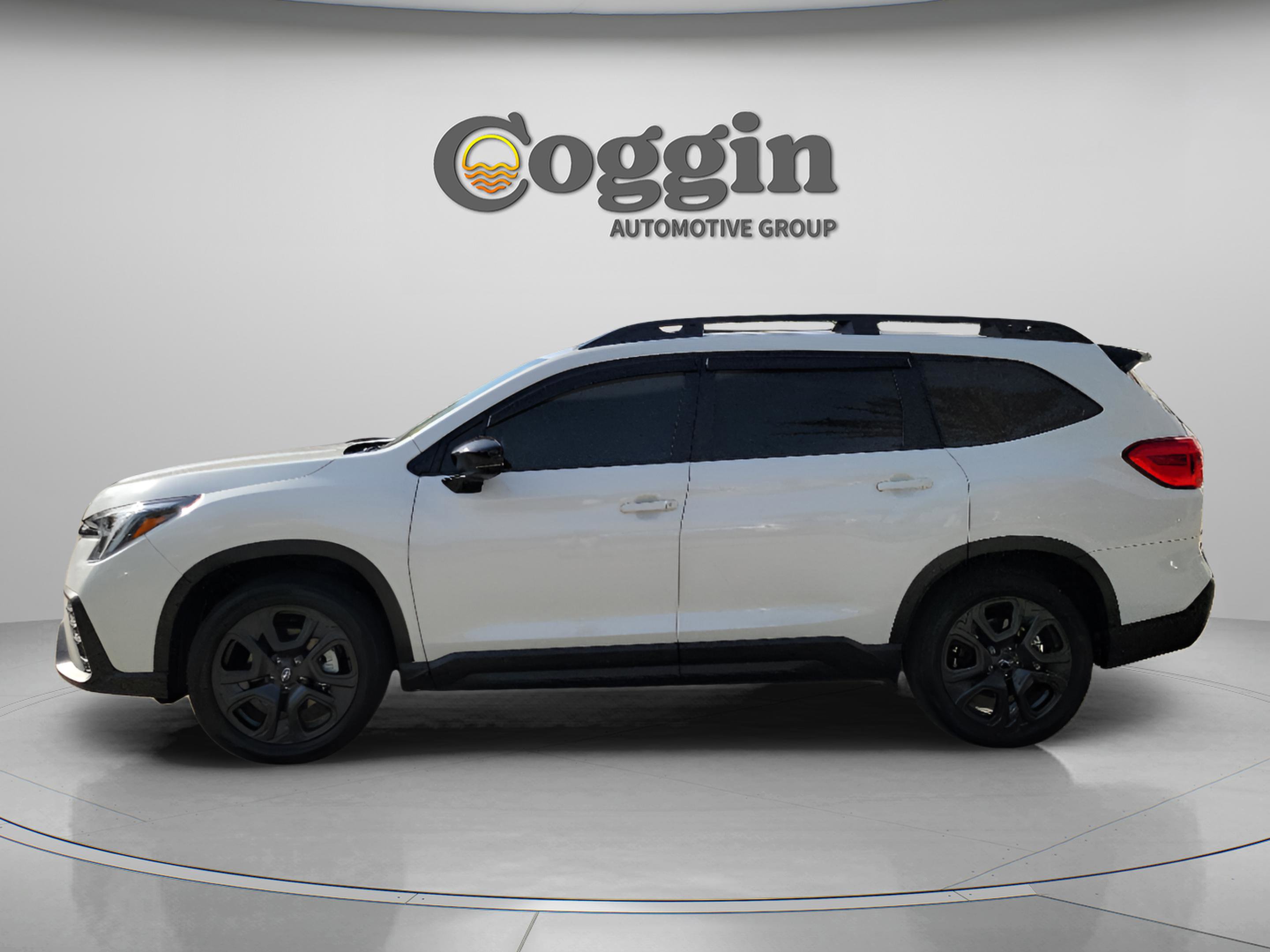Used 2025 Subaru Ascent Onyx Edition AWD/4WD image 2