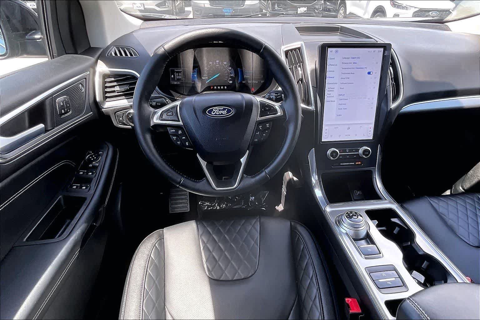 Used 2024 Ford Edge Titanium w/ Equipment Group 301A AWD/4WD image 14