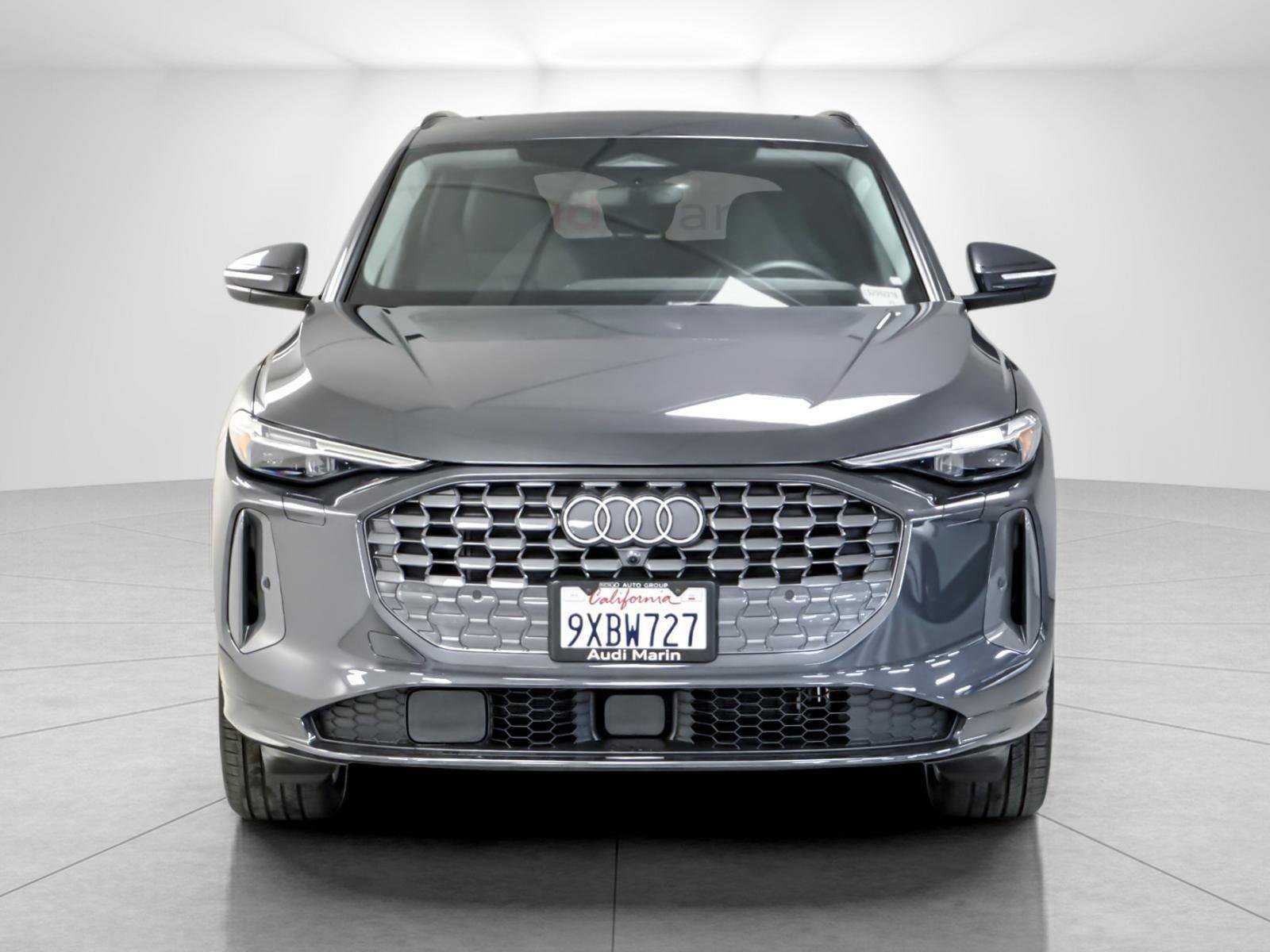 Used 2025 Audi Q5 Premium Plus w/ Premium Plus image 8