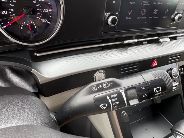 Certified 2023 Kia Carnival LX image 20
