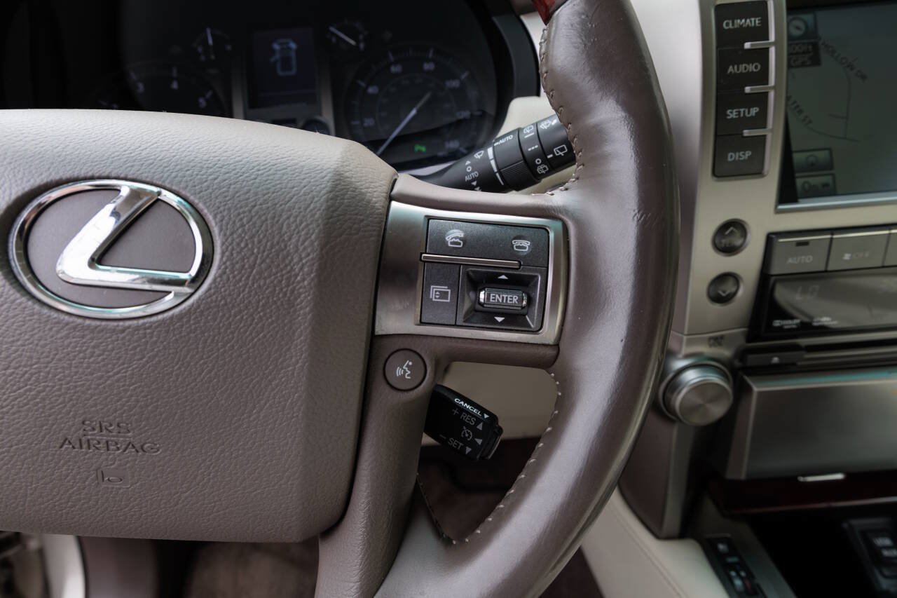 Used 2010 Lexus GX 460 w/ Comfort Plus Pkg AWD/4WD image 16