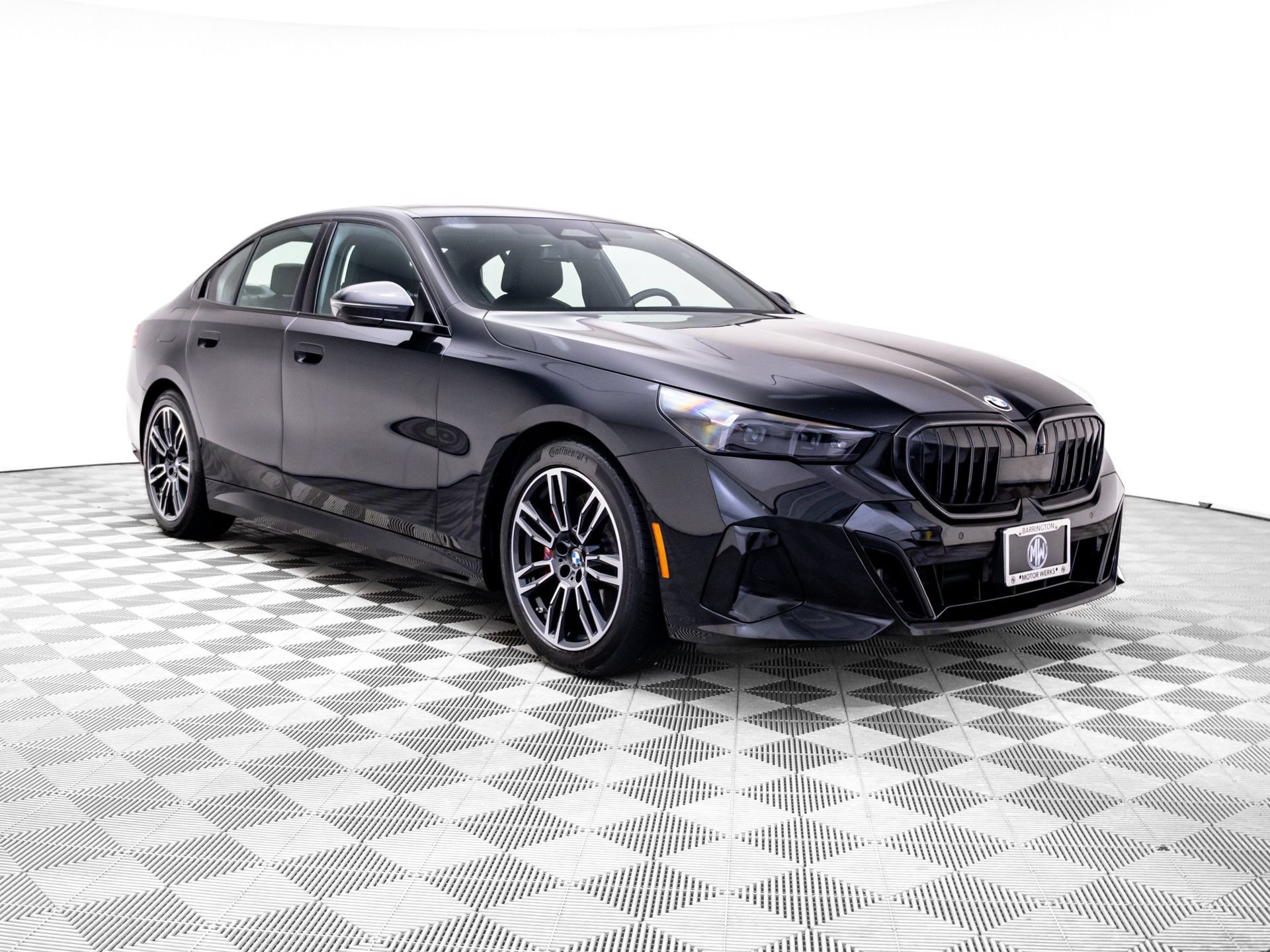 Used 2024 BMW 540i xDrive w/ Premium Package AWD/4WD image 7