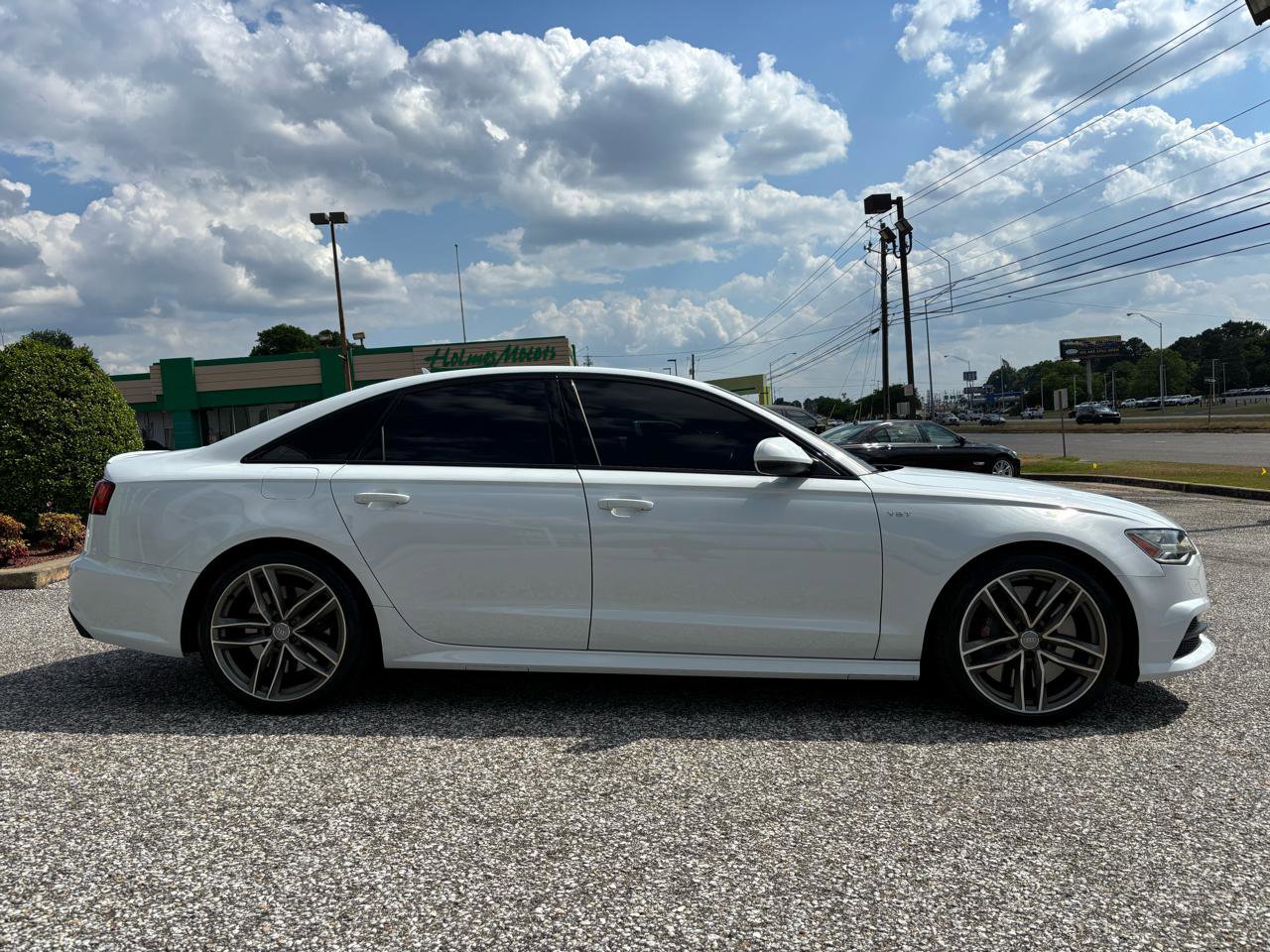 Used 2017 Audi S6 Prestige w/ Prestige Package image 7