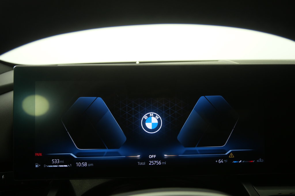 Used 2024 BMW 530i w/ Convenience Package RWD image 20