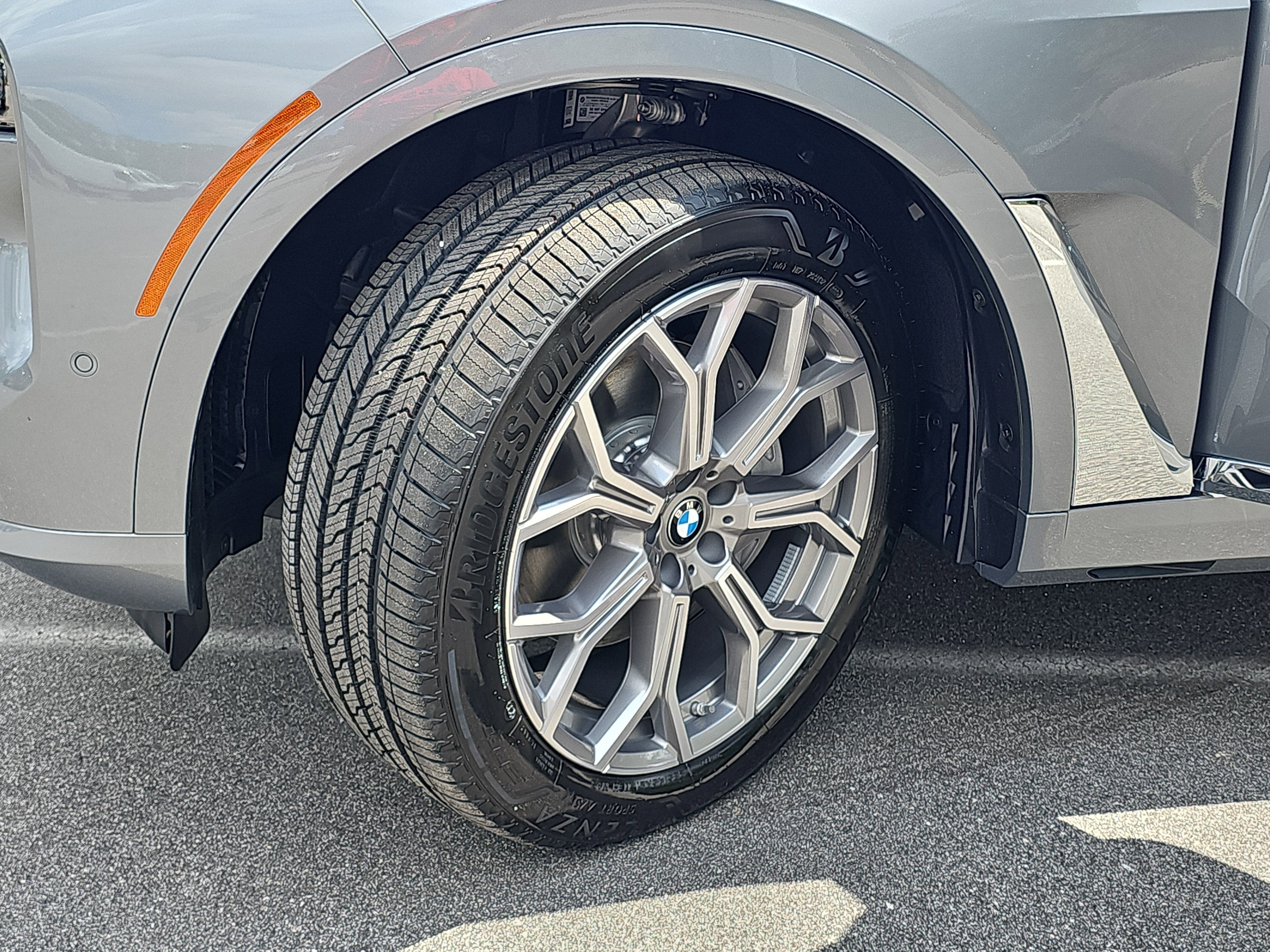 New 2026 BMW X7 xDrive40i w/ Premium Package image 34